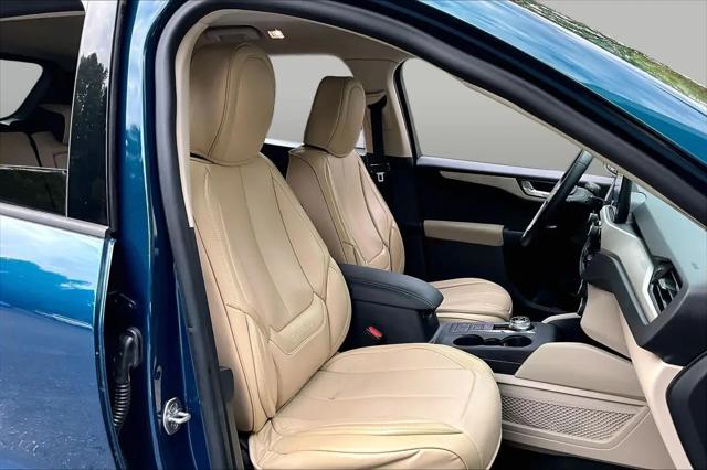 2020 Ford Escape SE Sport Hybrid