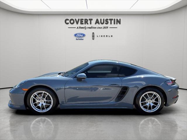 2017 Porsche 718 Cayman Base