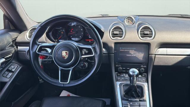 2017 Porsche 718 Cayman Base