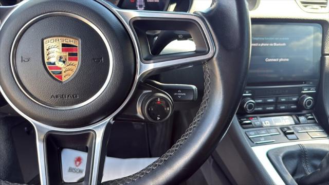 2017 Porsche 718 Cayman Base
