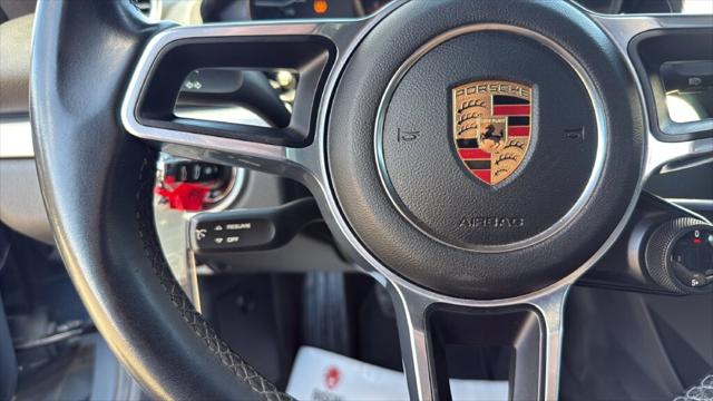 2017 Porsche 718 Cayman Base
