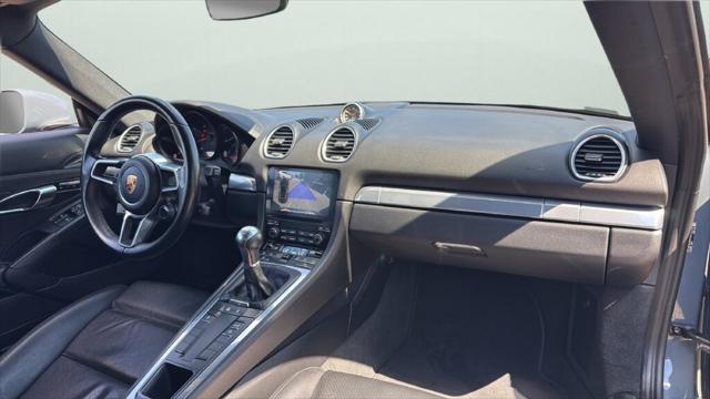 2017 Porsche 718 Cayman Base