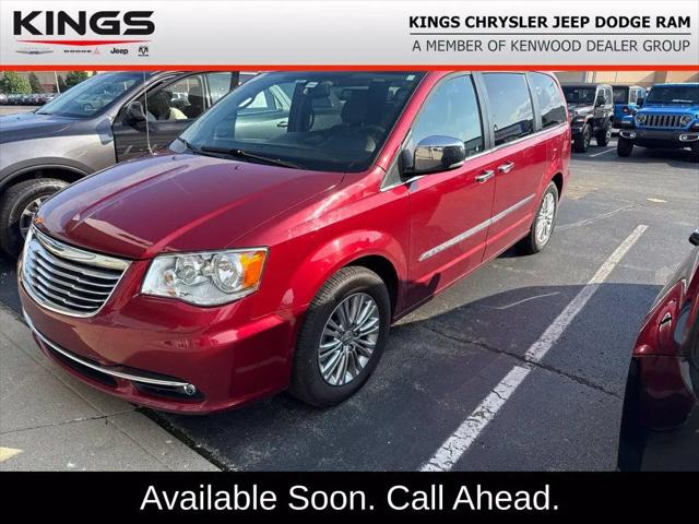 2016 Chrysler Town & Country Touring-L Anniversary Edition for sale near Cincinnati, OH