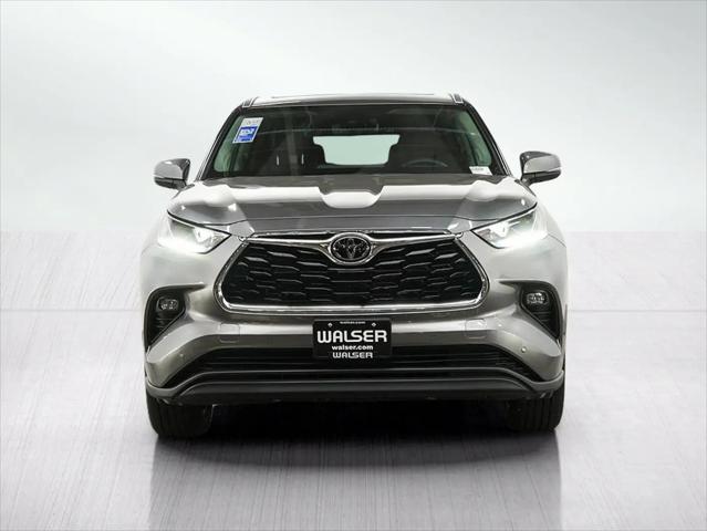 2026 Toyota Highlander Hybrid Limited
