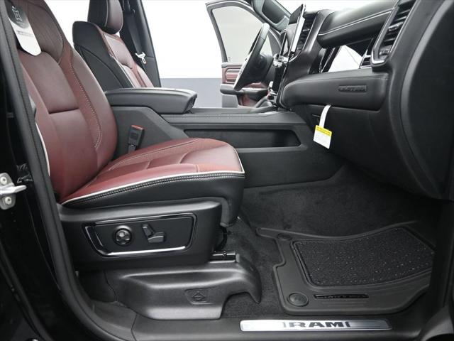 2025 Ram 1500 Limited Crew Cab 4x4 57 Box