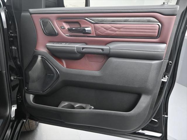 2025 Ram 1500 Limited Crew Cab 4x4 57 Box