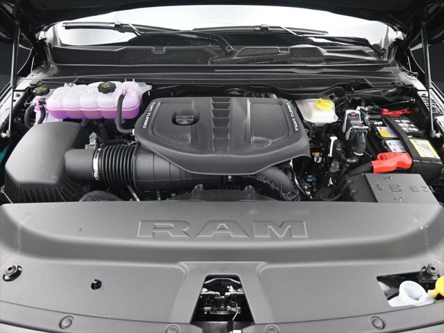 2025 Ram 1500 Limited Crew Cab 4x4 57 Box