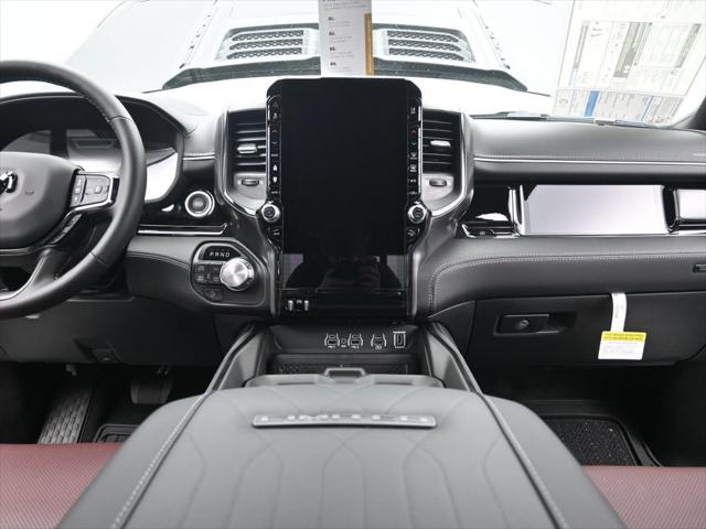 2025 Ram 1500 Limited Crew Cab 4x4 57 Box