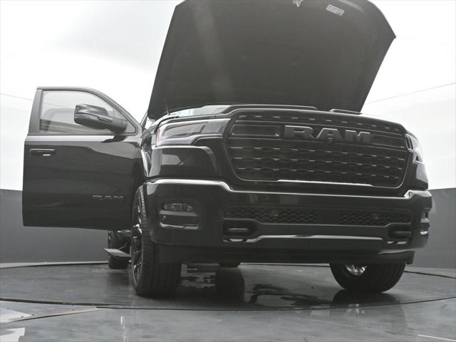 2025 Ram 1500 Limited Crew Cab 4x4 57 Box