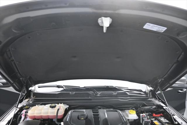 2025 Ram 1500 Limited Crew Cab 4x4 57 Box