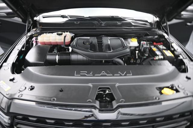 2025 Ram 1500 Limited Crew Cab 4x4 57 Box