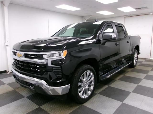 2024 Chevrolet Silverado 1500 4WD Crew Cab Short Bed LT for sale in Johnstown, OH