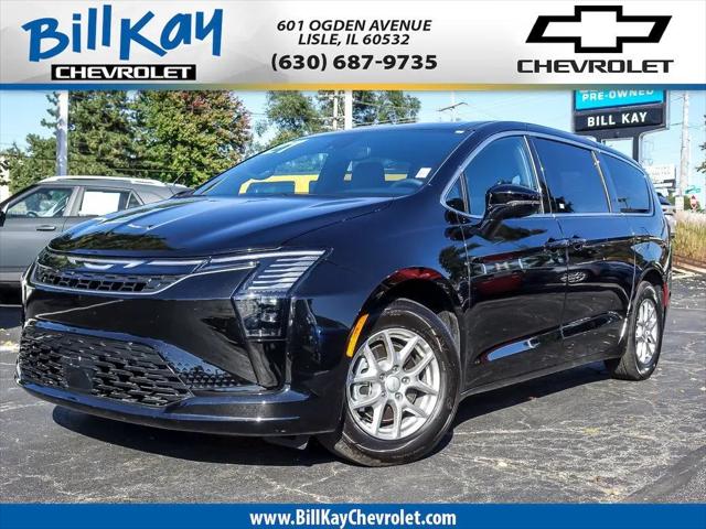 2027 Chrysler Pacifica Select for sale in Lisle, IL