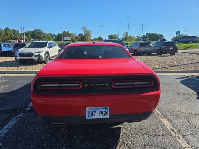 2015 Dodge Challenger SXT
