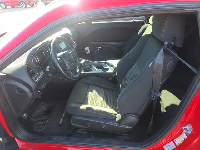 2015 Dodge Challenger SXT