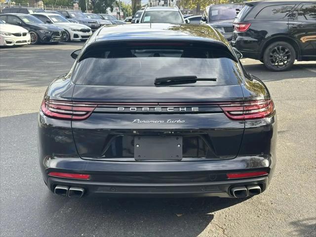 2018 Porsche Panamera Turbo
