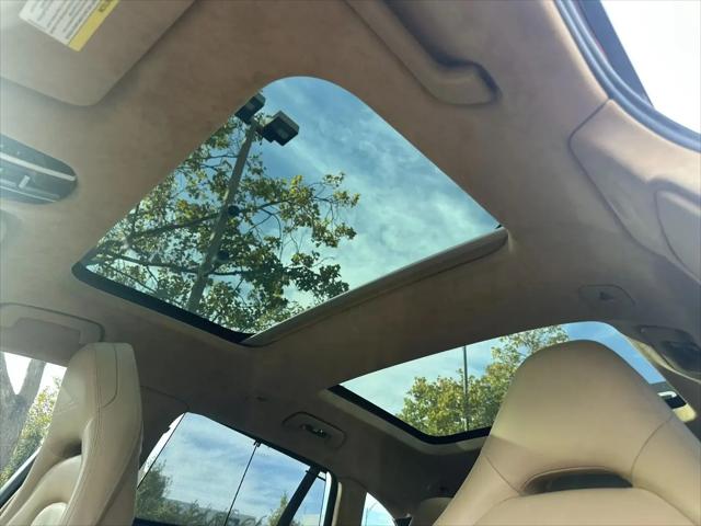 2018 Porsche Panamera Turbo