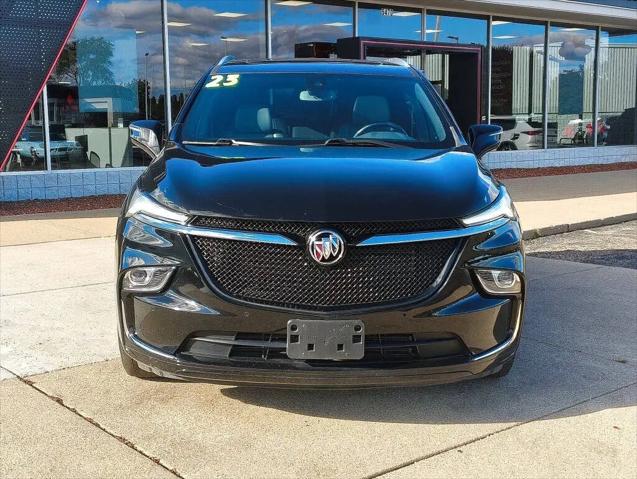 2023 Buick Enclave Essence AWD