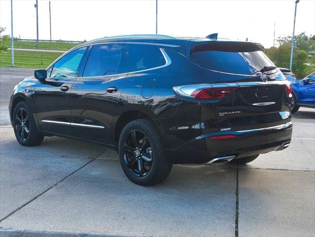 2023 Buick Enclave Essence AWD