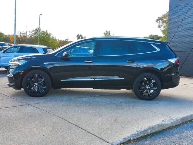 2023 Buick Enclave Essence AWD