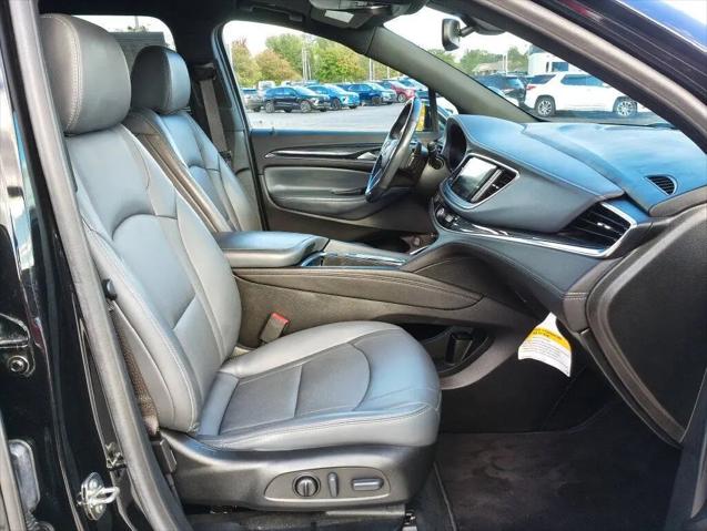 2023 Buick Enclave Essence AWD