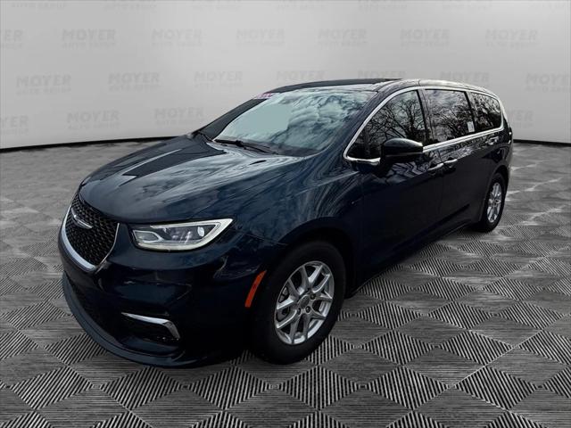 2025 Chrysler Pacifica Select for sale in Wernersville, PA