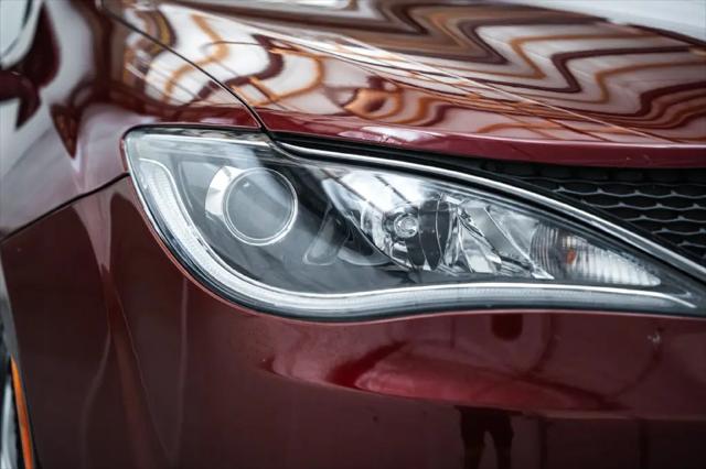 2017 Chrysler Pacifica Touring-L