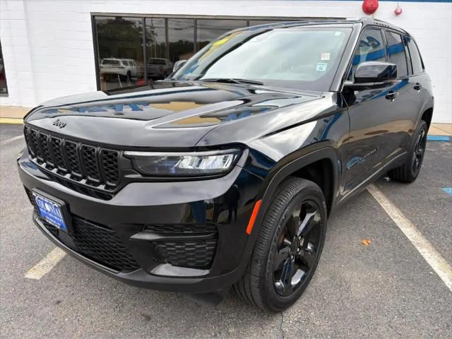 2023 Jeep Grand Cherokee Altitude X 4x4 for sale in Fitchburg, MA
