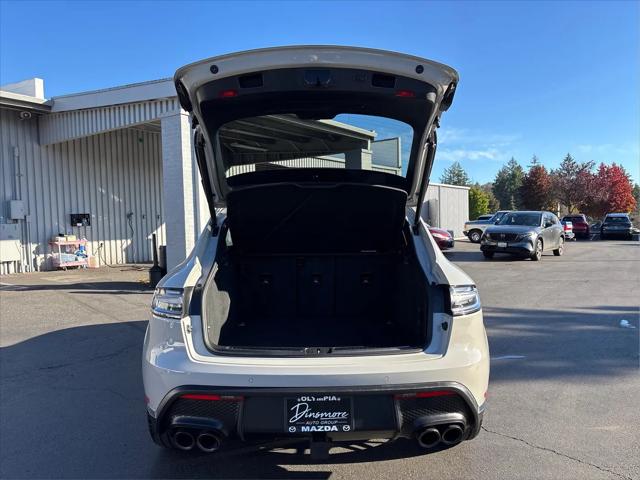 2024 Porsche Macan Macan