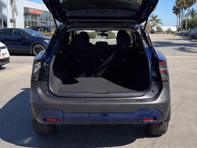 2025 Nissan Kicks SV FWD