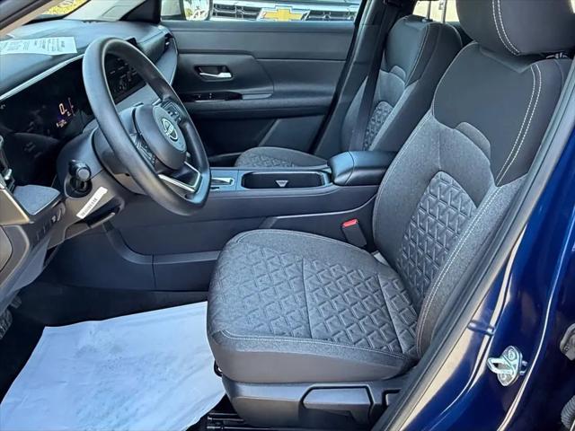 2025 Nissan Kicks SV FWD