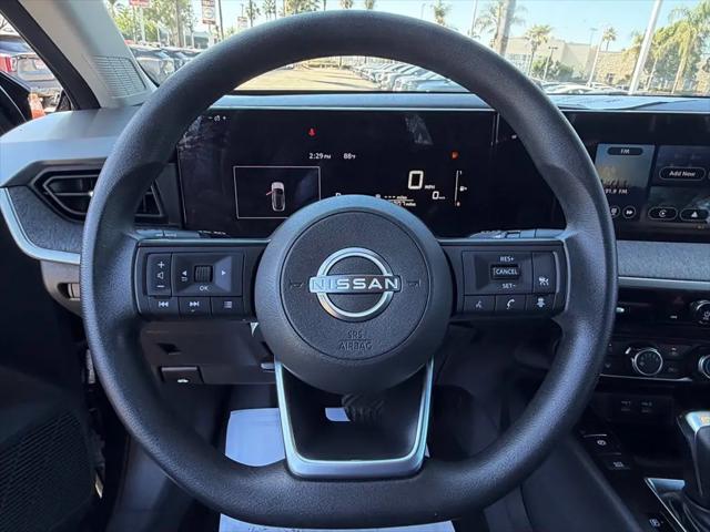2025 Nissan Kicks SV FWD