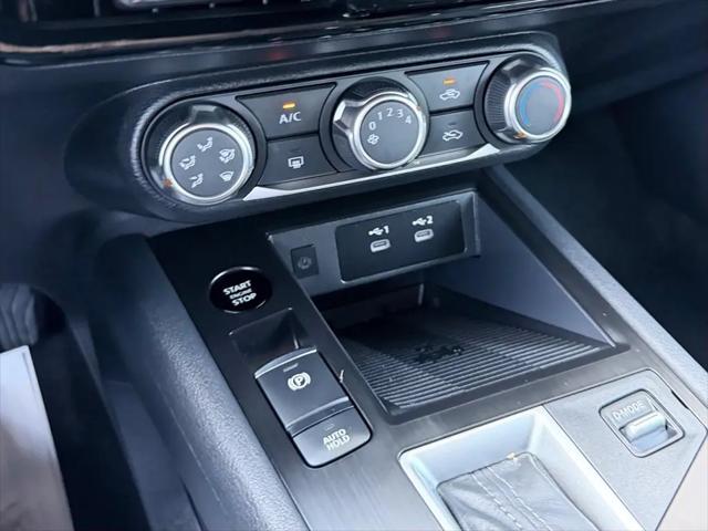 2025 Nissan Kicks SV FWD