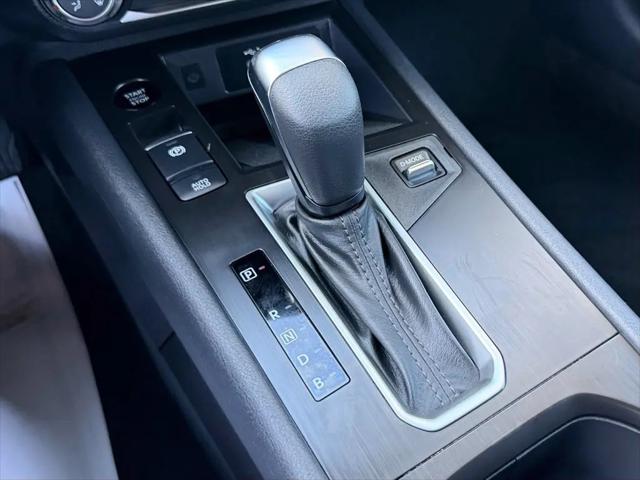 2025 Nissan Kicks SV FWD