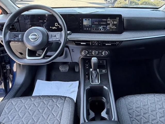2025 Nissan Kicks SV FWD