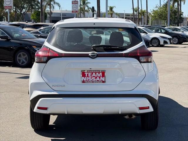 2024 Nissan Kicks S Xtronic CVT