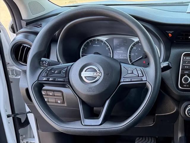 2024 Nissan Kicks S Xtronic CVT