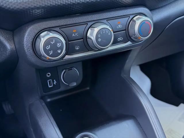 2024 Nissan Kicks S Xtronic CVT