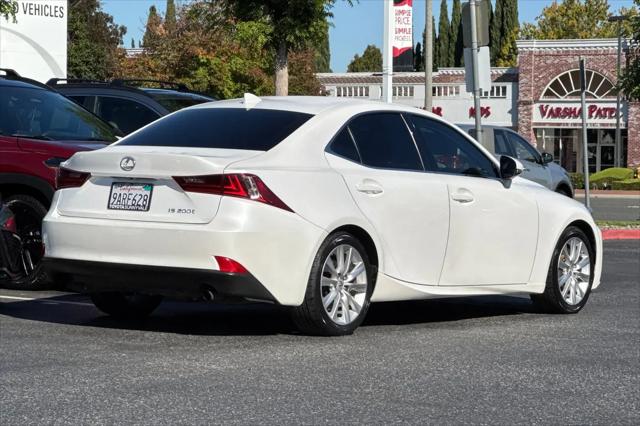 2016 Lexus IS 200t IS 200t