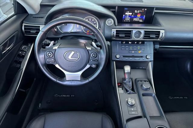2016 Lexus IS 200t IS 200t