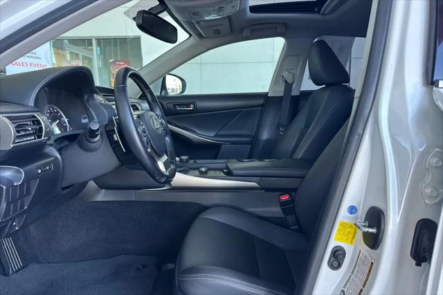 2016 Lexus IS 200t IS 200t