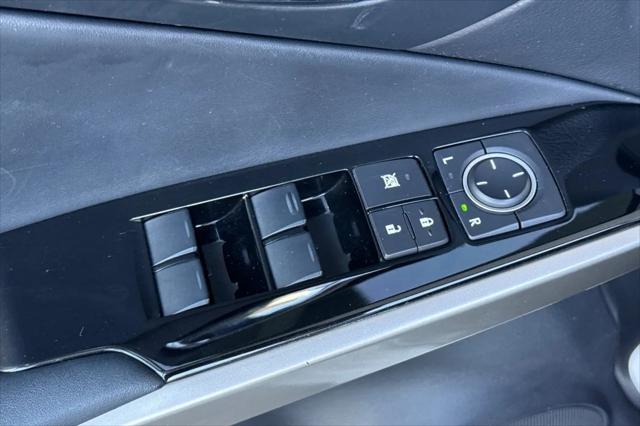 2016 Lexus IS 200t IS 200t