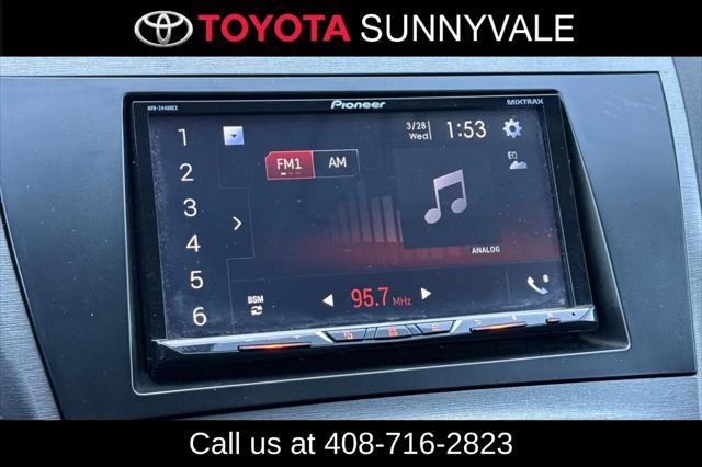 2013 Toyota Prius One