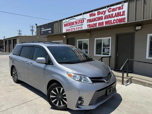 2018 Toyota Sienna XLE 7 Passenger for sale in Modesto, CA