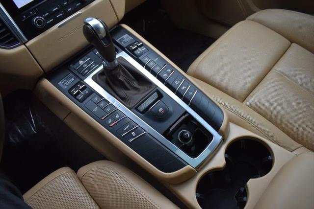 2017 Porsche Macan S