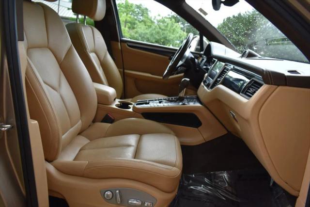 2017 Porsche Macan S