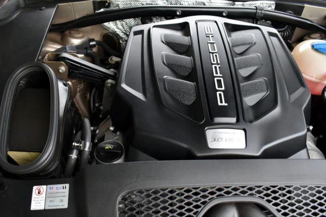 2017 Porsche Macan S