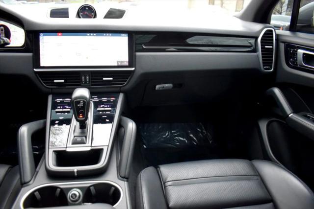 2021 Porsche Cayenne Base