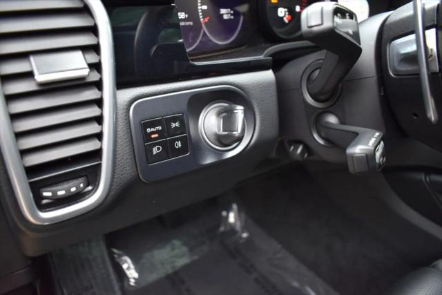 2021 Porsche Cayenne Base