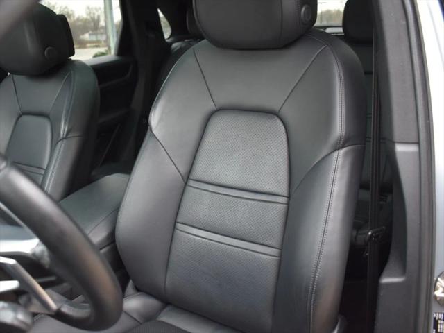 2021 Porsche Cayenne Base